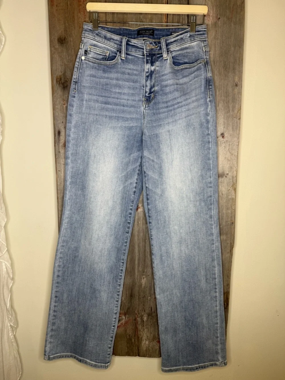 Judy Blue High Rise Straight Leg Light Wash Women’s Jeans 28 - Picture 3 of 12